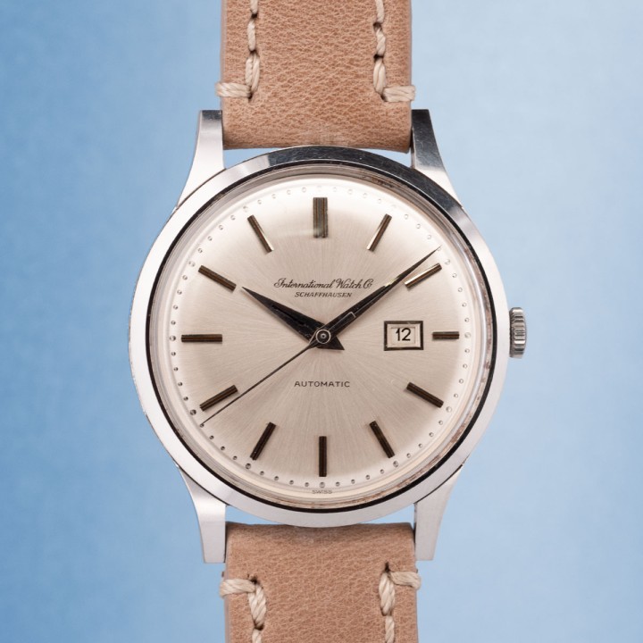 IWC - Calatrava avec date Réf. R 647A de 1965