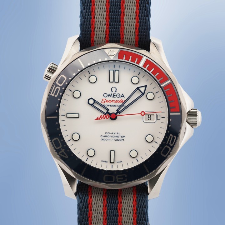 Omega - Seamaster Diver 300 M James Bond 007 Commander's Watch Full Set Circa 2017 Réf. 212.32.41.20.04.001