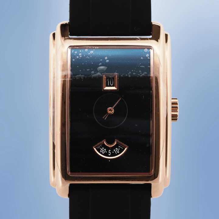 Omnis -  Initiale Sport Heure Sautante Doré Circa 2026 avec boîte