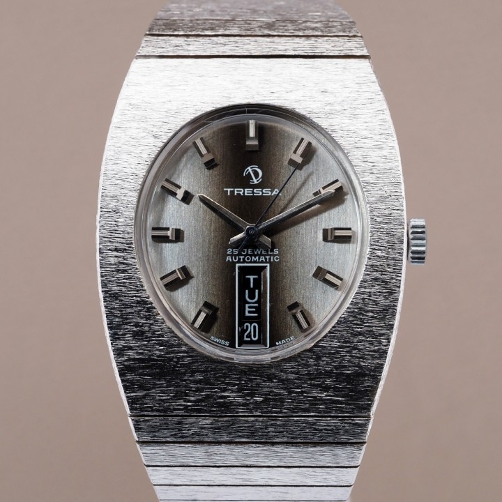 Tressa - Vintage Automatic Boîtier Texturé "Frosted" Réf. 655