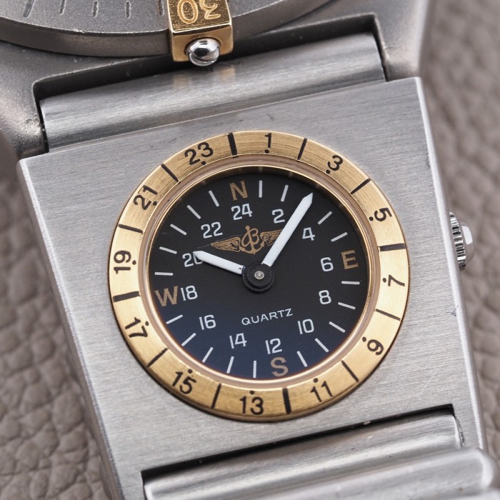 Breitling - Navitimer Aerospace Titane et Link Watch Réf. 80360 et Réf. 81500