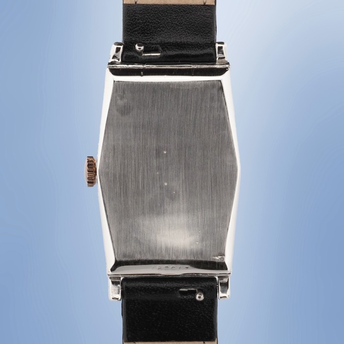 Bulova - Heures Sautantes Vintage Acier Chromé Mécanique 23x43mm Circa 1970 