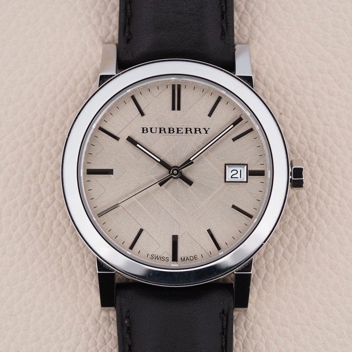 Burberry - The City Quartz 38mm Réf. BU9011