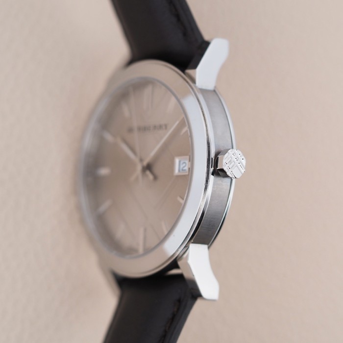 Burberry - The City Quartz 38mm Réf. BU9011