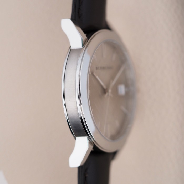Burberry - The City Quartz 38mm Réf. BU9011