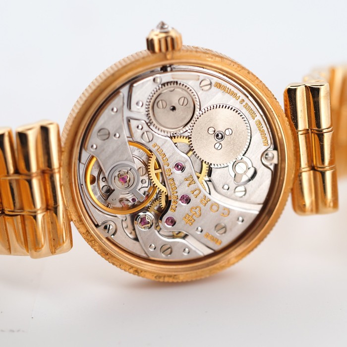 Corum - Set Rare"His & Hers" avec collier en Or Jaune 18cts Vintage