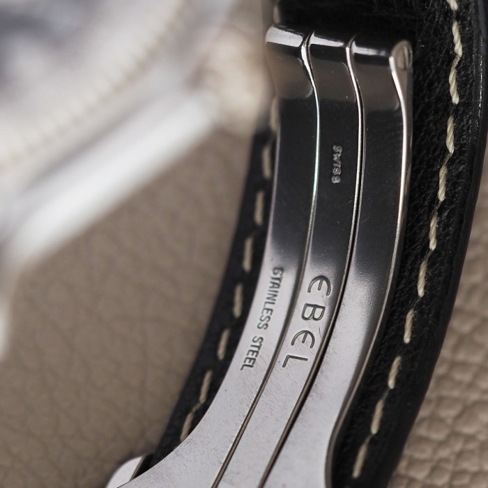 Ebel - Voyager World Time Automatic avec boîte et papiers Réf. 9124913