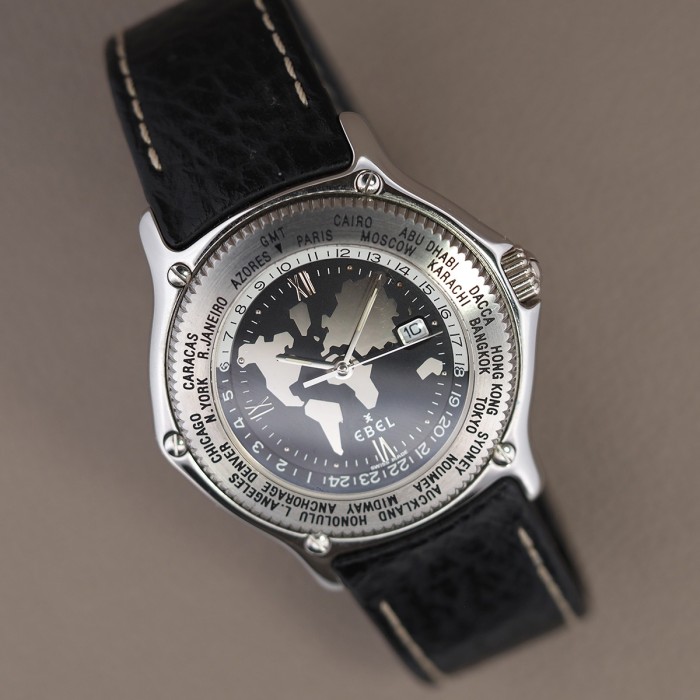 Ebel - Voyager World Time Automatic avec boîte et papiers Réf. 9124913
