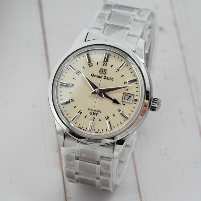 Grand Seiko - Elegance Collection Automatic GMT 9S66-00A0 Réf. SBGM221