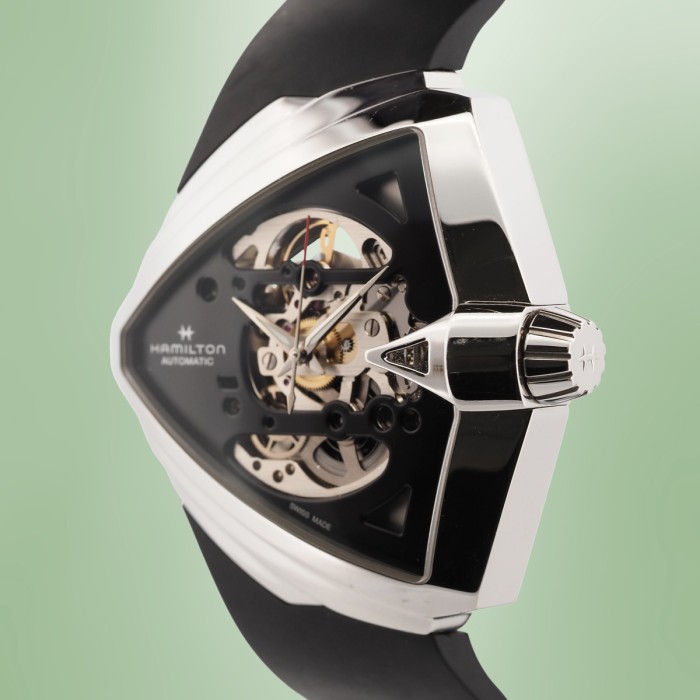Hamilton - Shaped Ventura XXL Skeleton Automatic Circa 2021 Réf. H24625330