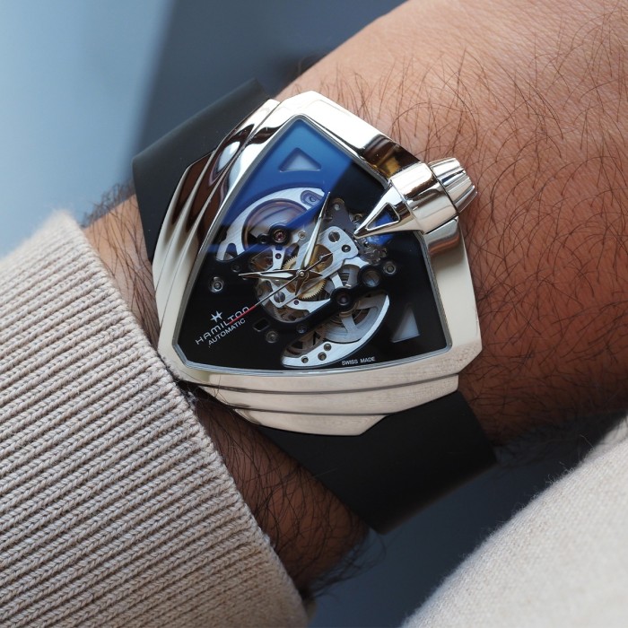 Hamilton - Shaped Ventura XXL Skeleton Automatic Circa 2021 Réf. H24625330