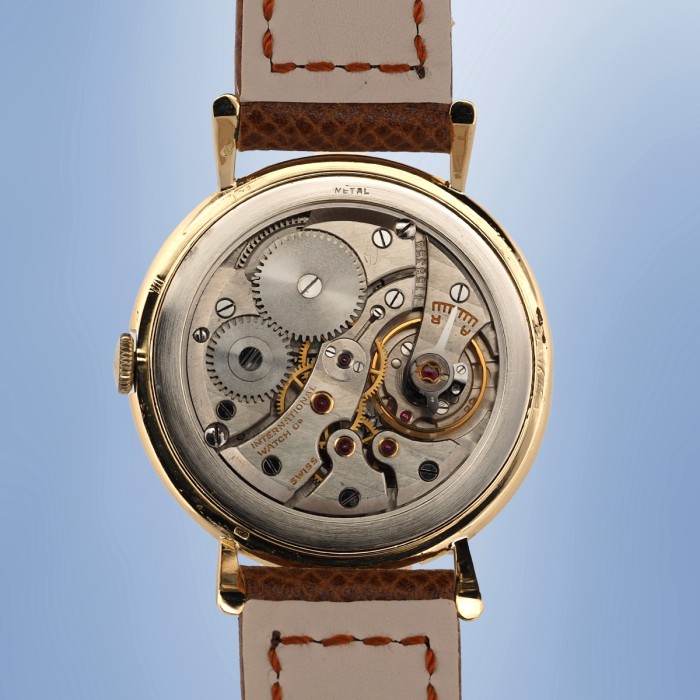 IWC - Vintage Jumbo Or Jaune 18cts Réf.303