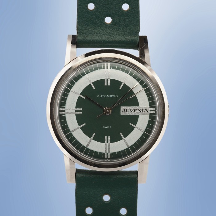 Juvenia - Vintage Racing Green Automatic Circa 1970 