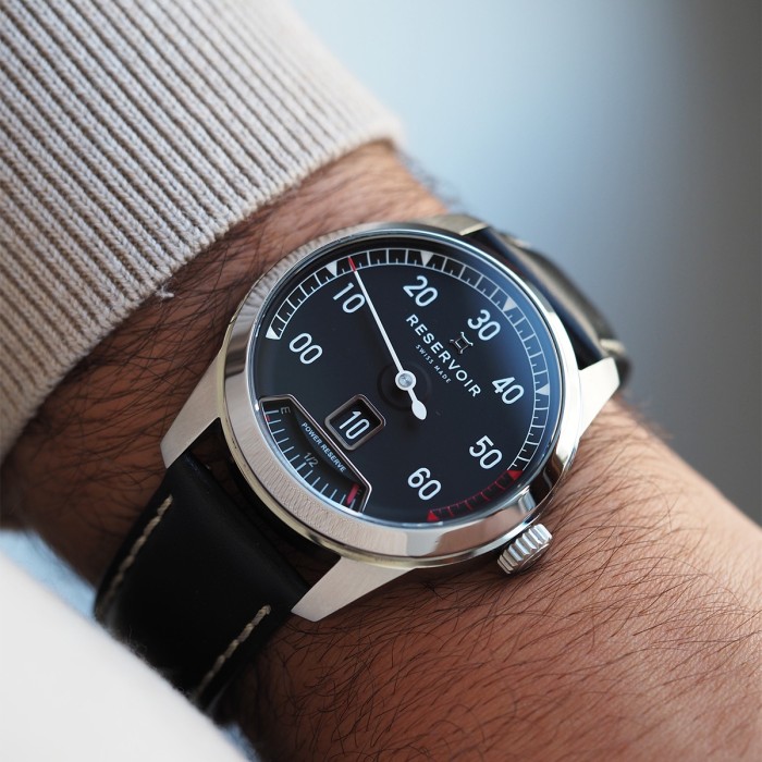 Le Réservoir - Supercharged Classic Jump Hour Automatic Rétrograde Full Set Circa 2023 Réf. RSV01.SC/130-12