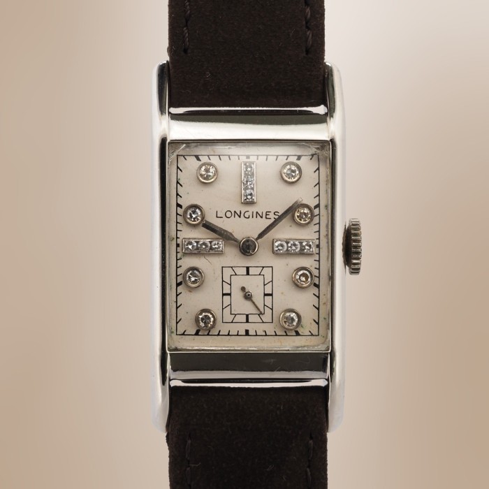 Longines - Tank Vintage avec boîtier en Or Blanc 14cts et Index en Diamants Vintage Circa 1945