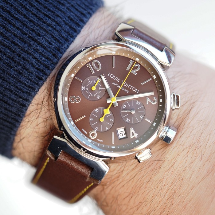 Louis Vuitton - Tambour Chronographe Réf. Q1121