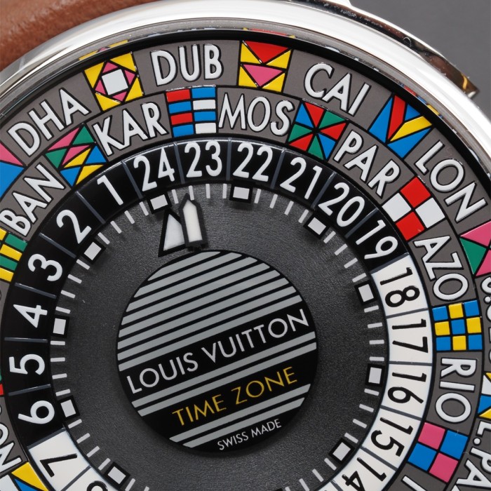 Louis Vuitton - Escale Time Zone Full Set Circa 2010 Réf. Q5D20
