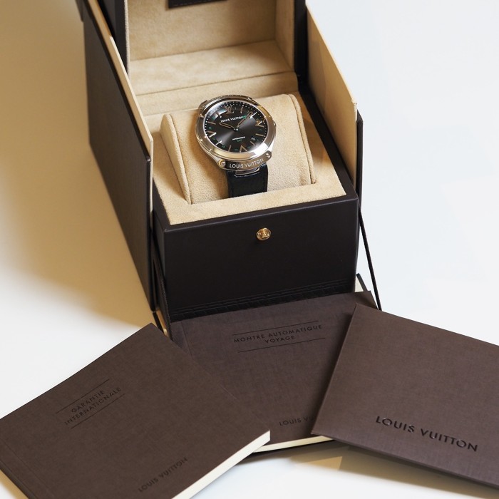Louis Vuitton - Fifty Five GMT Automatic Full Set Circa 2015 Réf. Q6D30