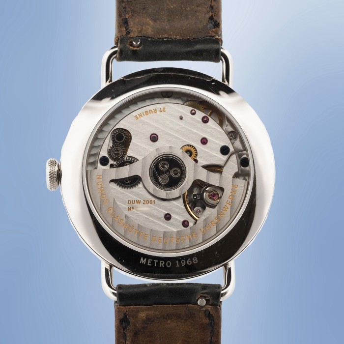 NOMOS Glashütte - Metro 1968 Neomatik Nachtblau Full Set Circa 2017 Réf. 1110