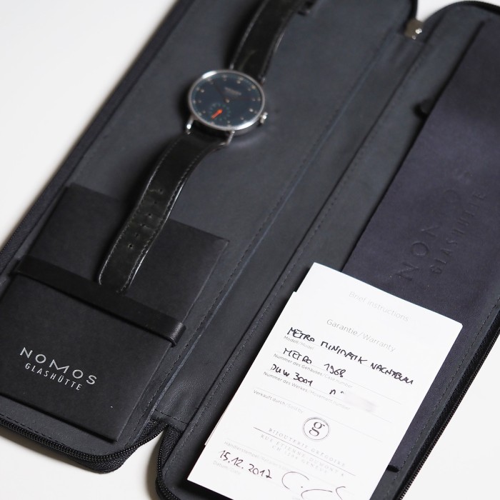 NOMOS Glashütte - Metro 1968 Neomatik Nachtblau Full Set Circa 2017 Réf. 1110