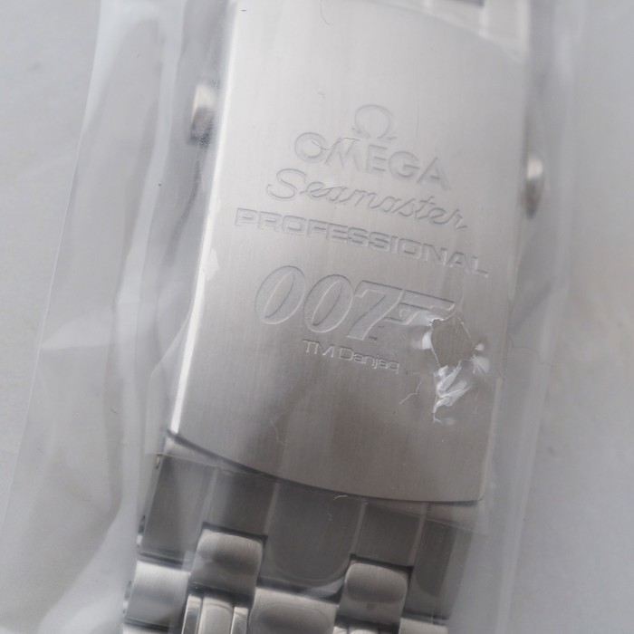 Omega - Seamaster Diver 300 M James Bond 007 Commander's Watch Full Set Circa 2017 Réf. 212.32.41.20.04.001