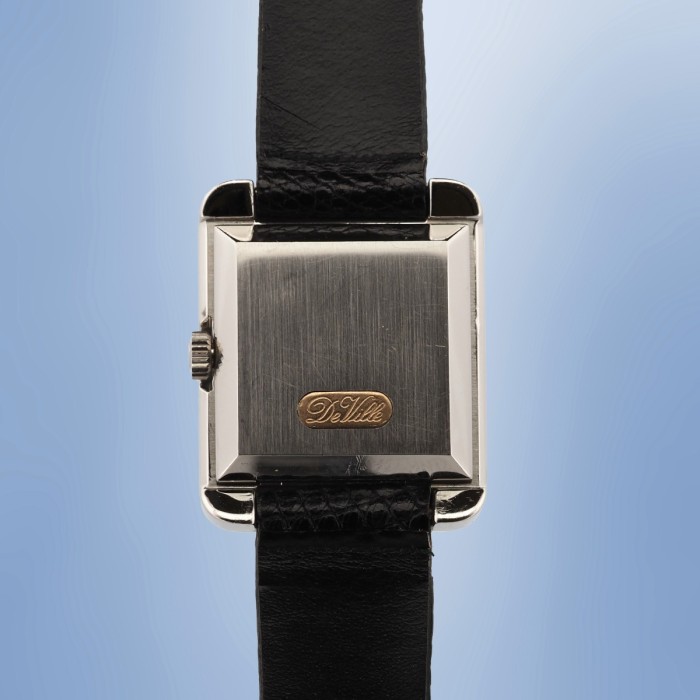 Omega -  Tank De Ville Vintage Mechanical Circa 1970 Réf. 511.0521
