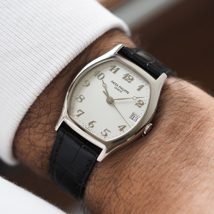 Patek Philippe - Gondolo Tonneau Or Gris Cal. 315 SC Circa 1996 Set Complet Réf. 5030