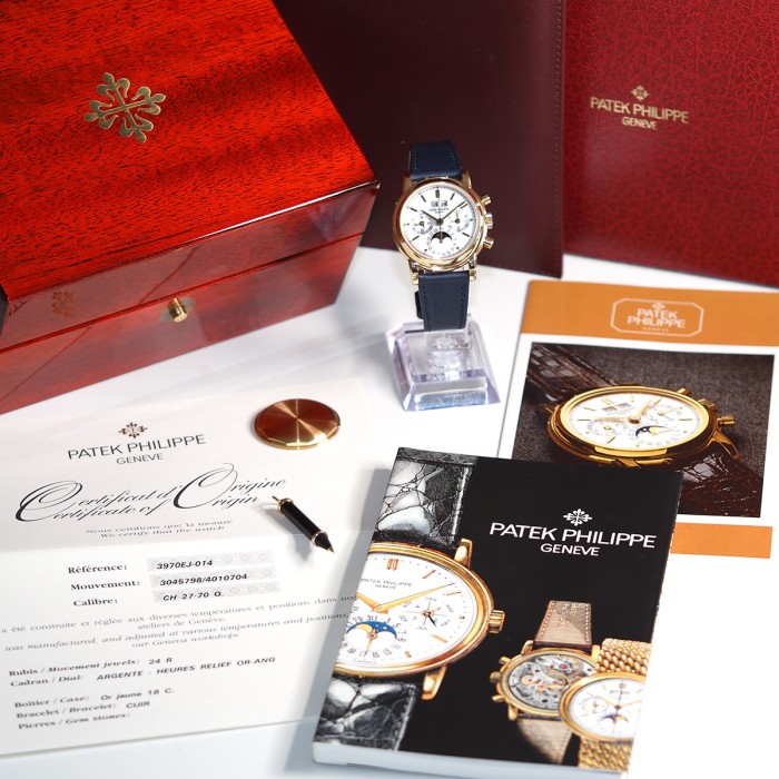 Patek Philippe -  3970 "fourth series"  Full Set Calendrier perpétuel chrono en or jaune 18cts