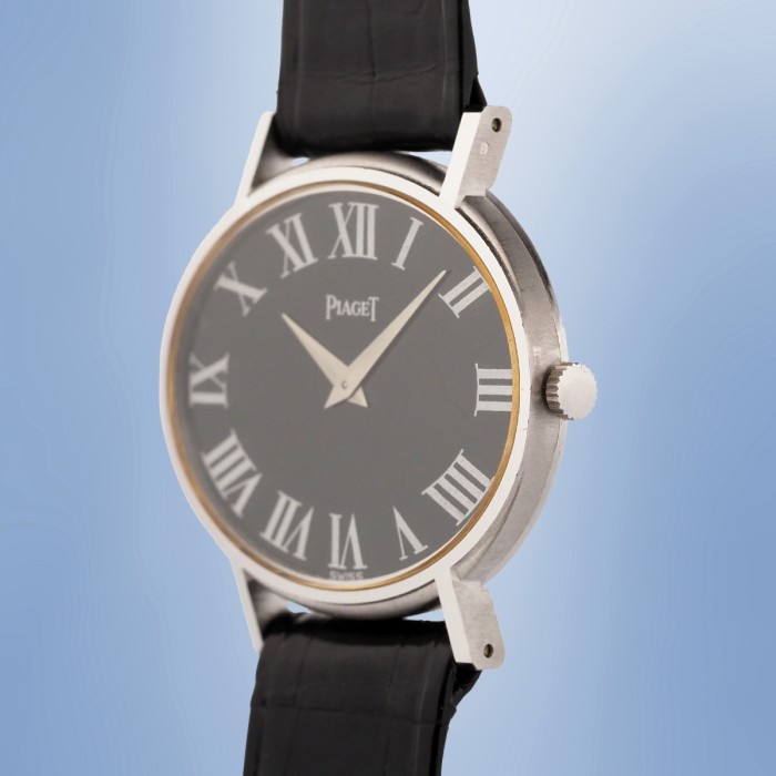 Piaget - Vintage Oval 9P Mechanical Or Blanc 18cts Réf. 9871