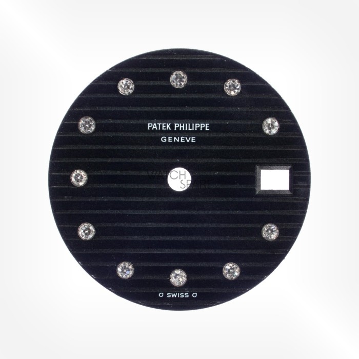 Patek Philippe - Cadran Bleu nuit/ Noir avec index en Diamants 19.80mm Réf. 4700