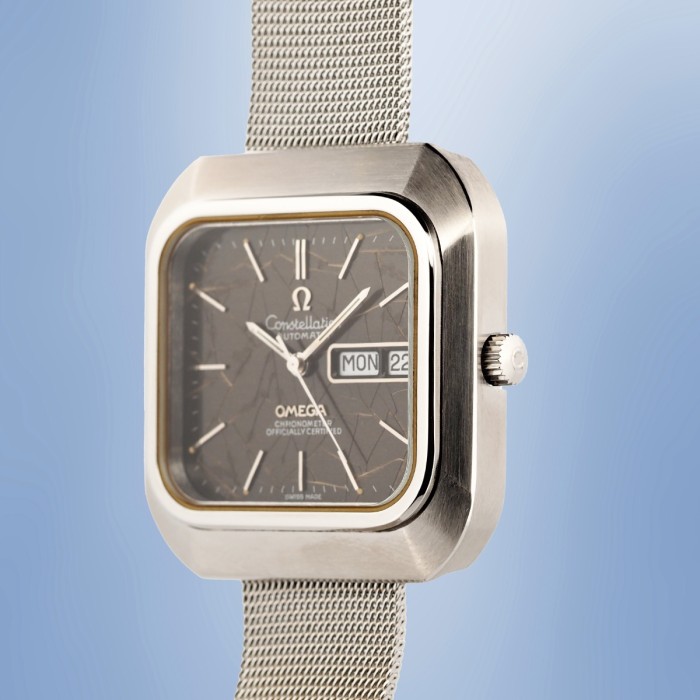 Omega - Unique Constellation Automatic TV Rectangle "Spider" Circa 1976 Full Set Réf. 168.0063