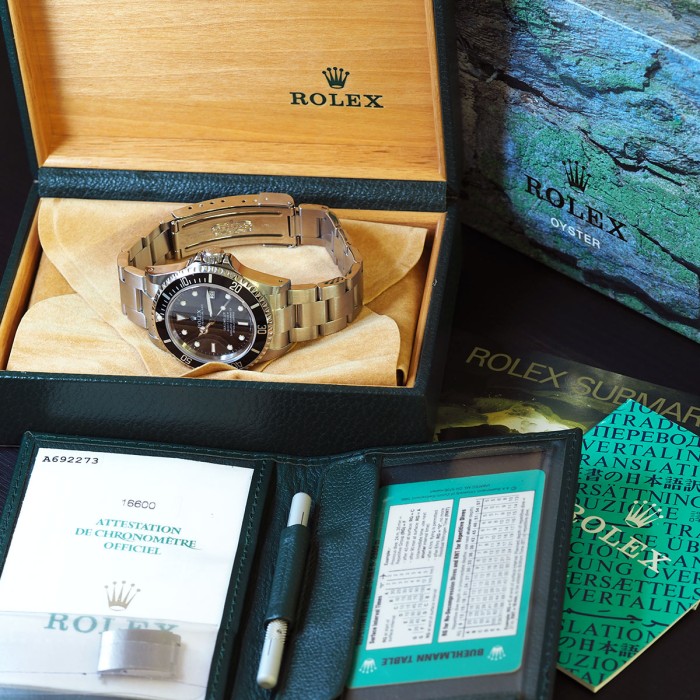 Rolex - Sea Dweller Réf. 16600 Full Set de 1999
