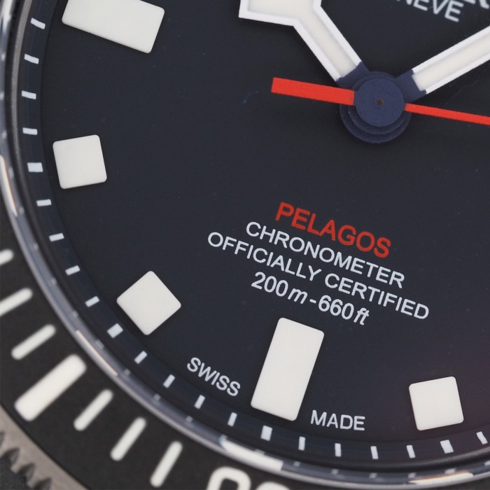 Tudor - Pelagos FXD Alinghi Red Bull Racing Carbone Full Set avec Accessoires Réf. M25707KN