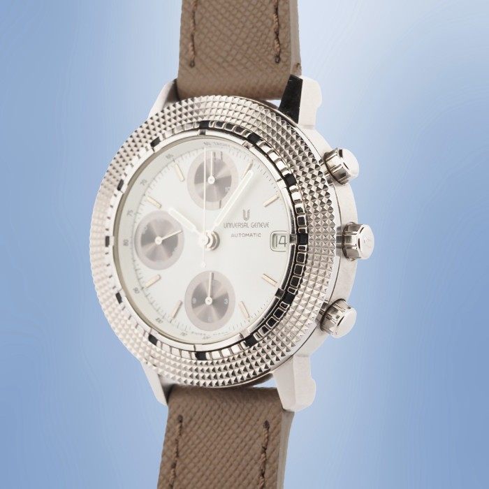 Universal Genève - Tri Compax Chronograph Automatic Circa 1990 Réf. 104.42.980