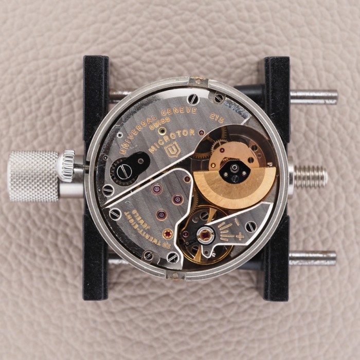 Universal Genève - Polerouter Automatic Microtor Circa 1956 Réf. 20360-3