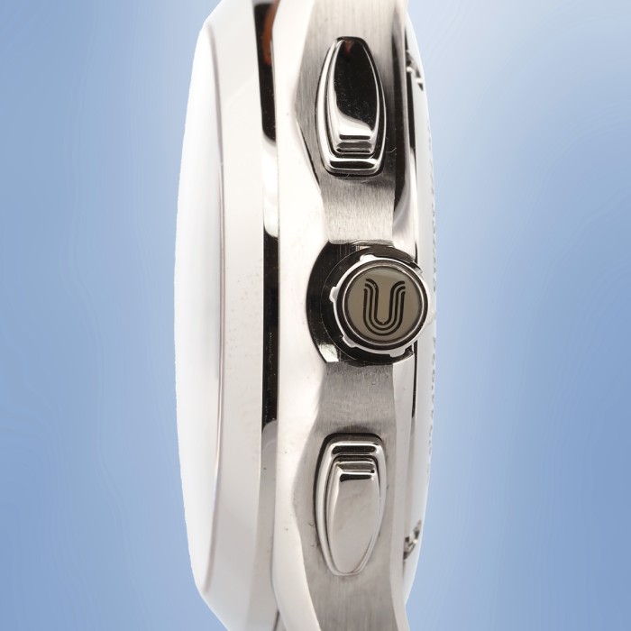 Universal Genève - Okeanos chronographe cadran blanc Réf. 871.128